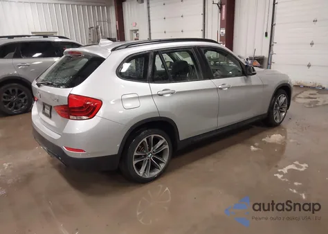 2013 BMW X1 xDrive28I из США, поврежденный, VIN WBAVL1C53DVR90237